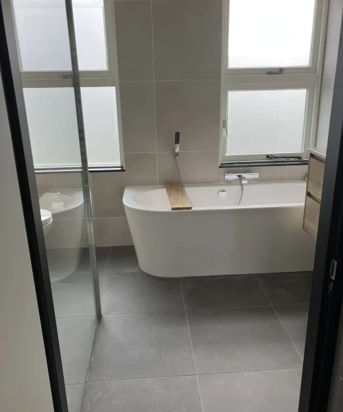 bañera moderna